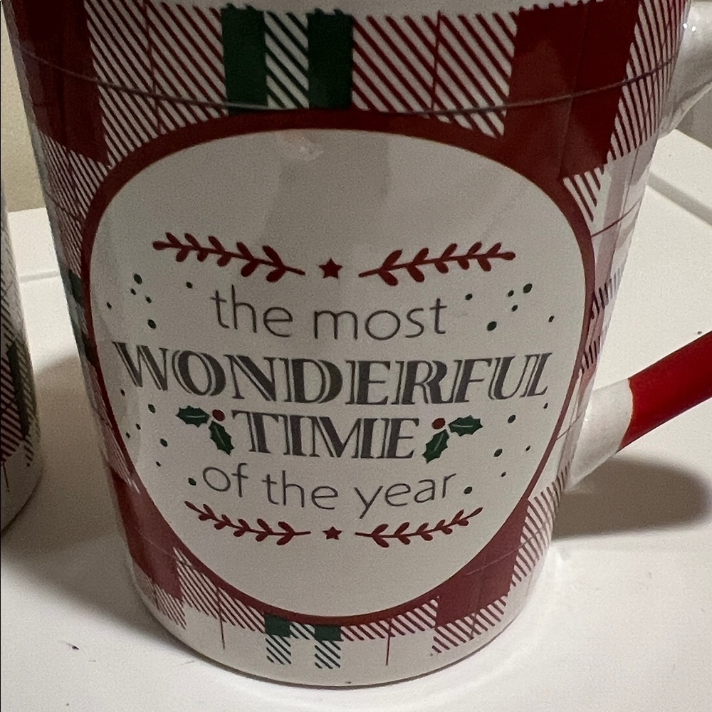 NWT Festive Plaid Holiday Mugs Set Of 2 Red and white Cozy mug stocking stuffer - Picture 14 of 15